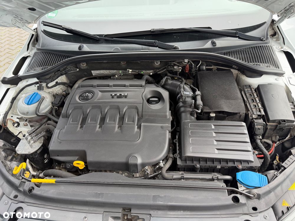 Skoda Octavia 2.0 TDI 4x4 RS Challenge DSG - 32