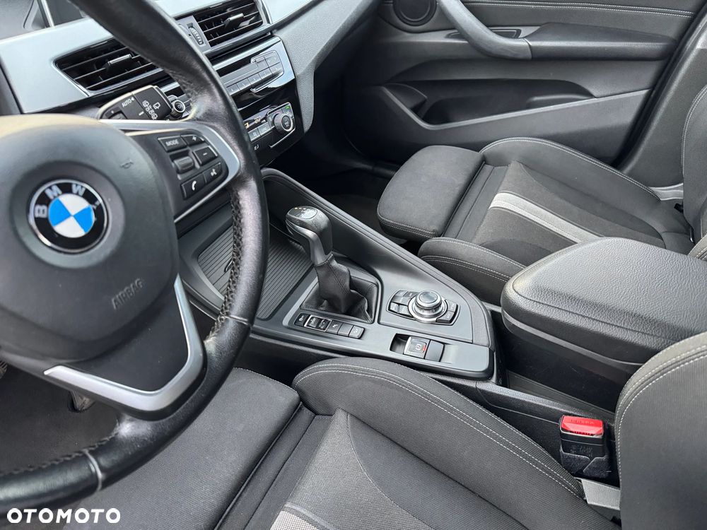 BMW X1 xDrive20d - 23