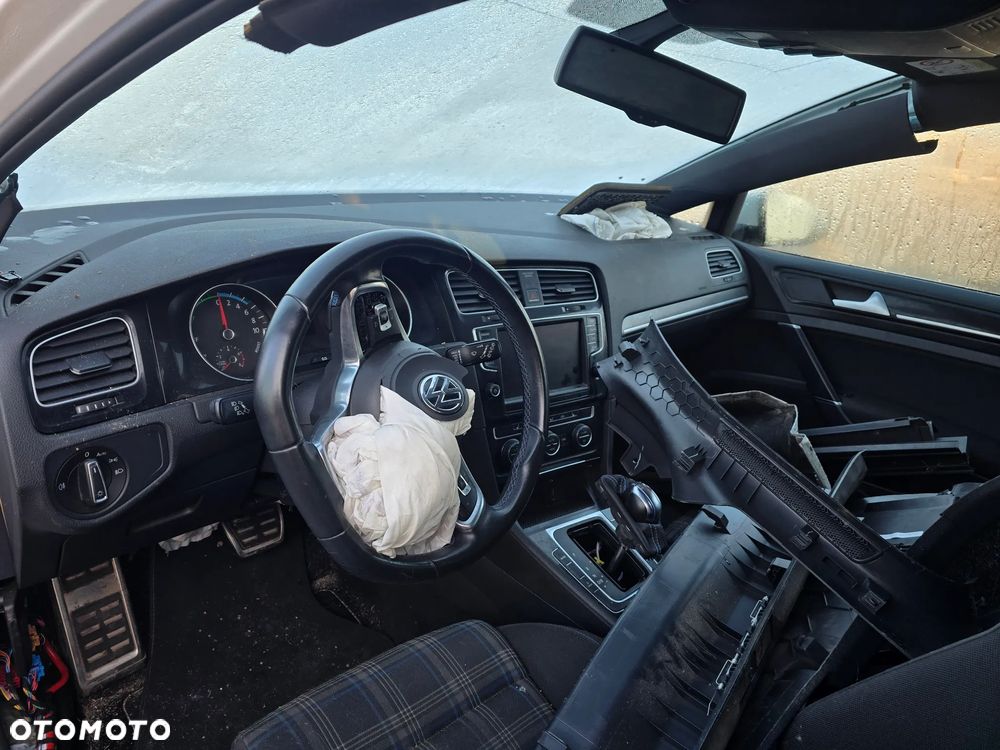 Volkswagen Golf 1.4 GTE Plug-In-Hybrid DSG - 14