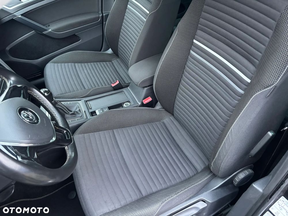 Volkswagen Golf 1.2 TSI BlueMotion Technology Cup - 14