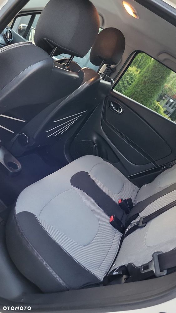 Renault Captur - 33