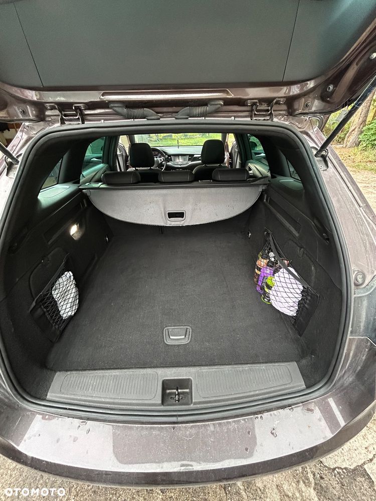 Opel Astra 1.6 T GPF Dynamic S&S - 10