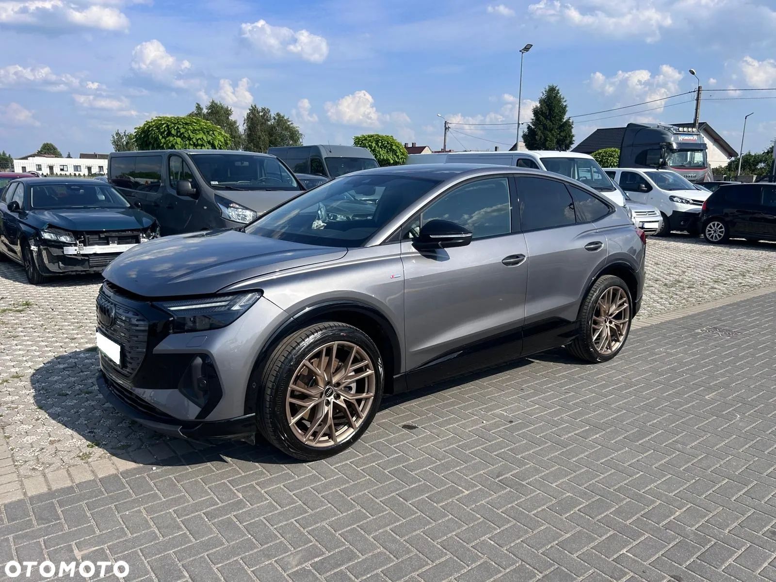 Audi Q4 Sportback e-tron 40 77kWh S Line - 1
