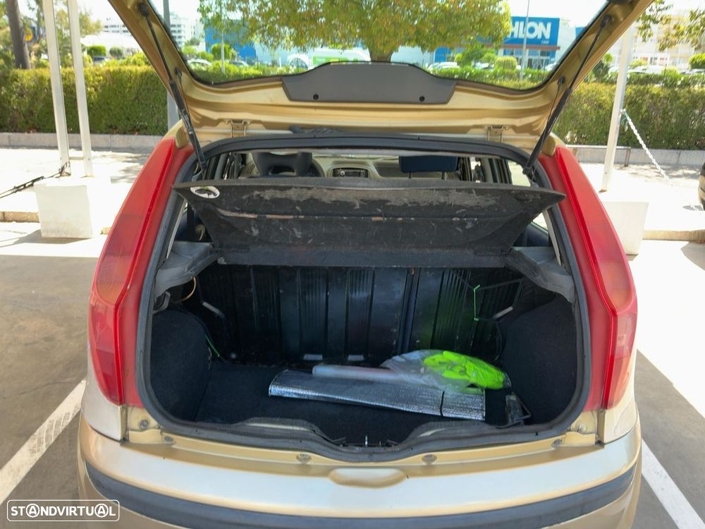 Fiat Punto 1999 photo 3