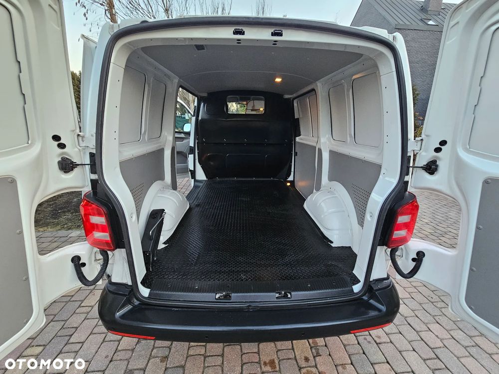 Volkswagen Transporter T6 - 19