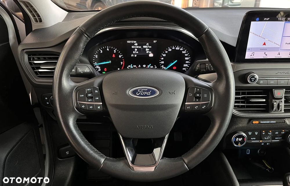 Ford Focus 1.0 EcoBoost Start-Stopp-System TITANIUM DESIGN - 11