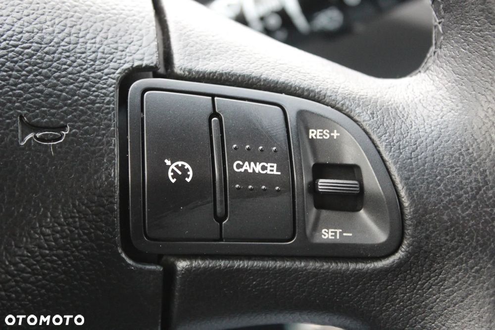 Kia Sportage 2.0 CVVT 2WD Automatik Spirit - 18