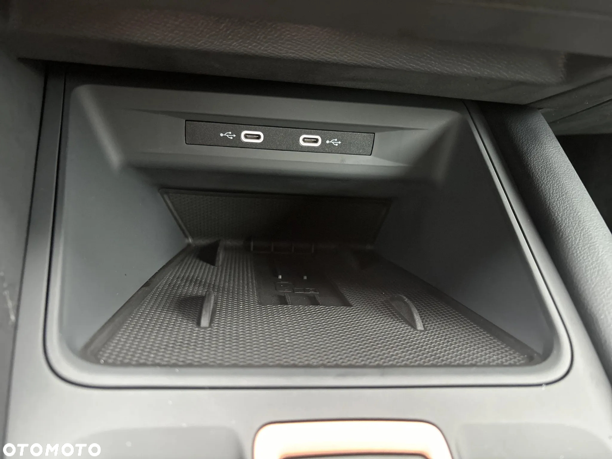 Cupra Formentor 1.5 TSI DSG - 25