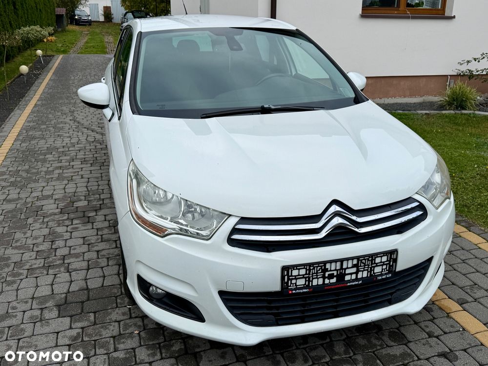 Citroen C4 2010 photo 5
