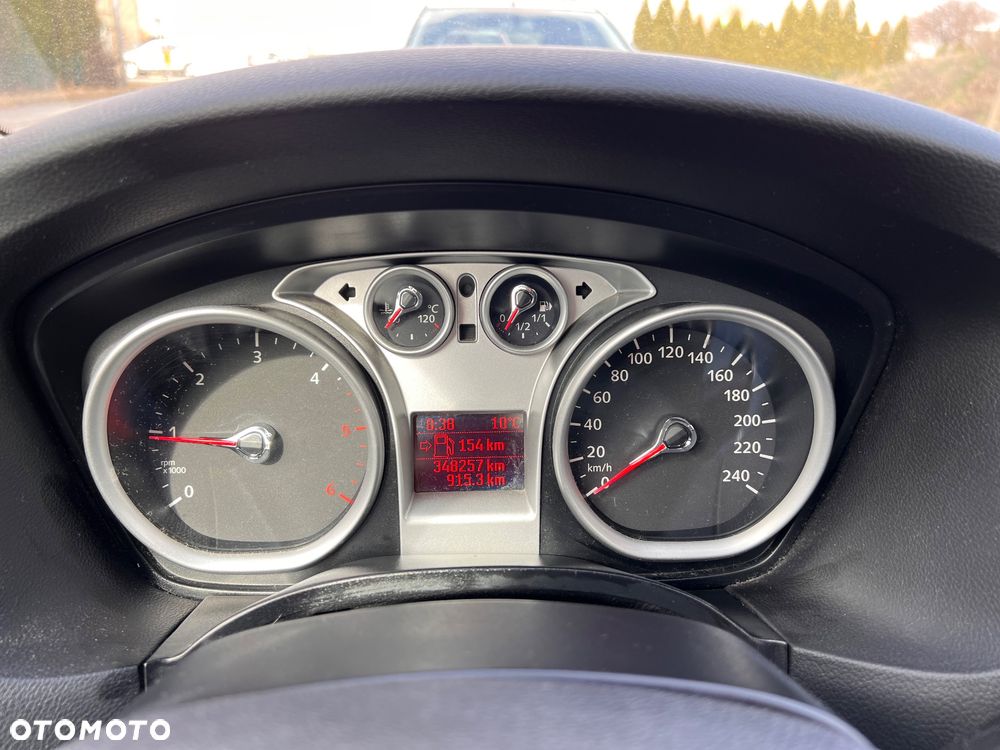 Ford Focus 2.0 TDCi FX Silver / Silver X DPF - 8