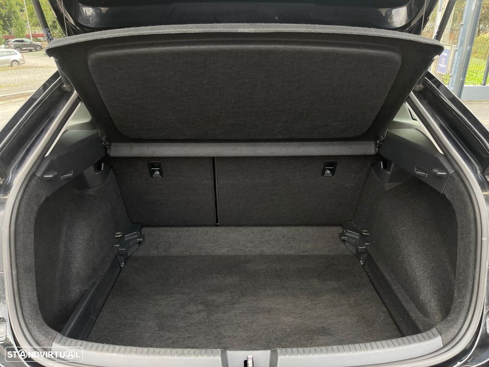 VW Taigo 1.0 TSI Urban - 10