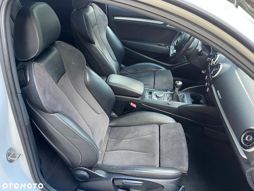 Audi A3 3-drzwiowe 2.0 TDI quattro S line Sportpaket - 34
