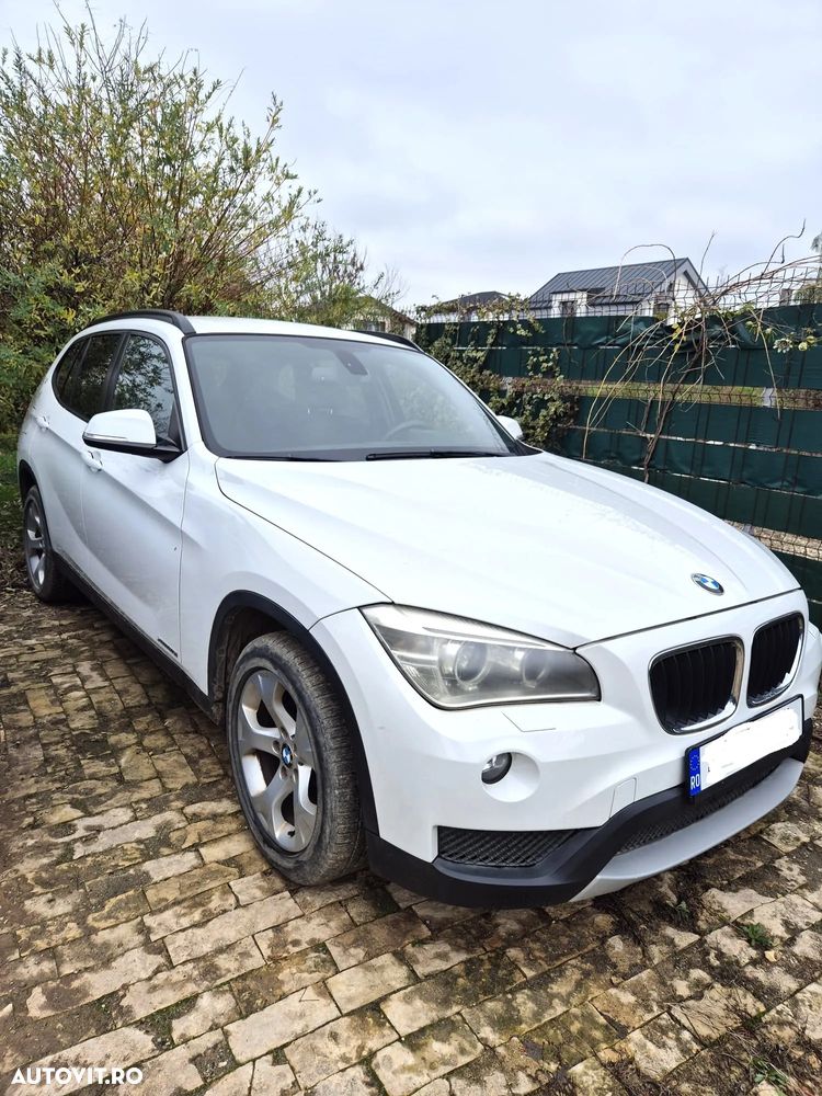 BMW X1 sDrive20i Aut. Sport Line - 1