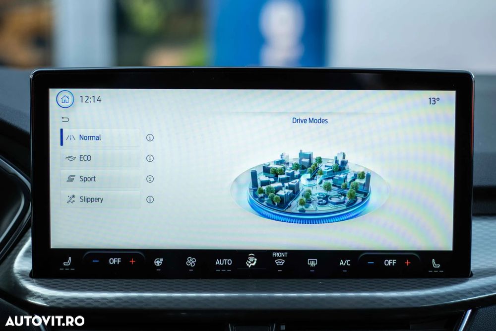 Ford Kuga 1.5 EcoBoost FWD Titanium - 28