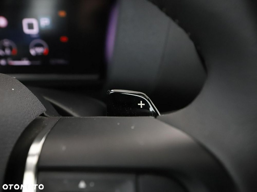 Citroën C4 PureTech 130 Stop&Start EAT8 FEEL PACK - 33
