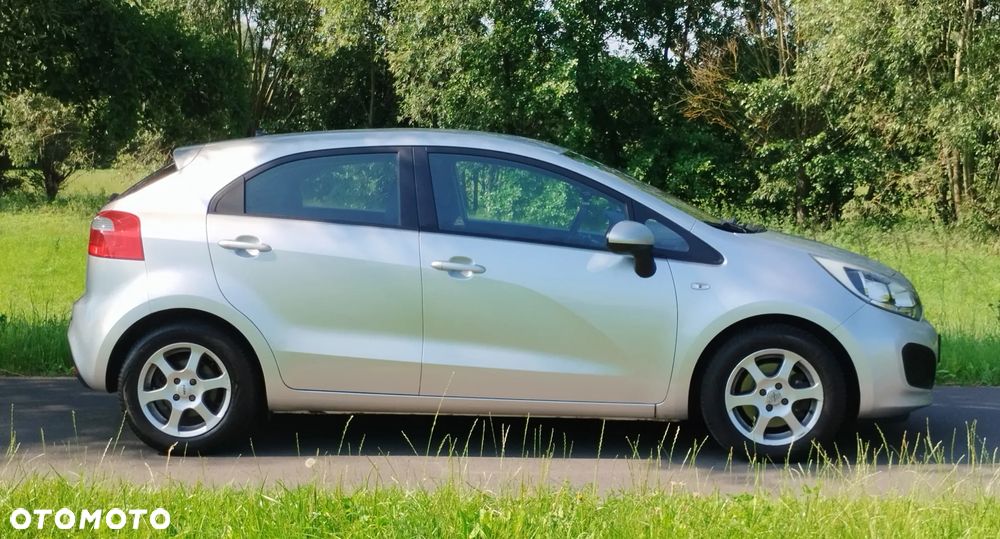 Kia Rio 1.2 Edition 7 - 9
