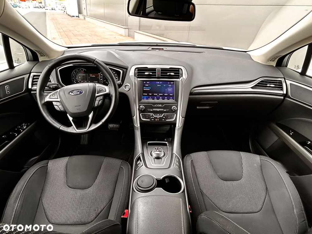 Ford Mondeo 2.0 TDCi STart-Stopp PowerShift-Aut Titanium - 7