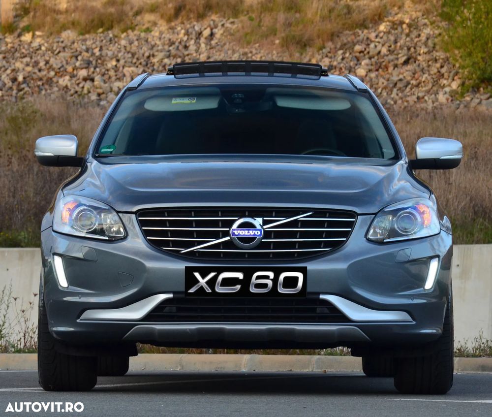 Volvo XC 60 D5 AWD Geartronic Summum - 1
