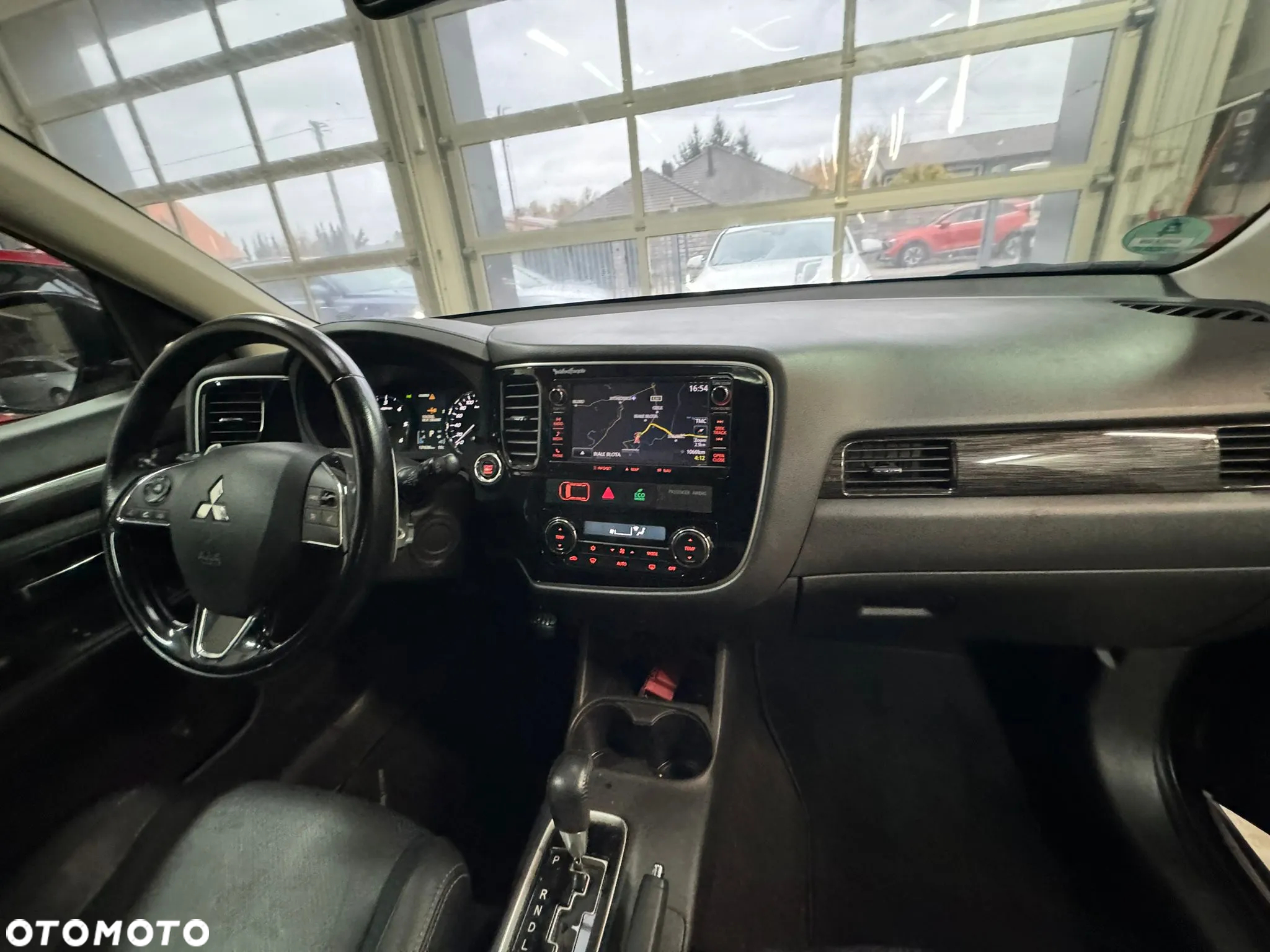 Mitsubishi Outlander 2.2 DI-D 4WD Automatik Invite - 23