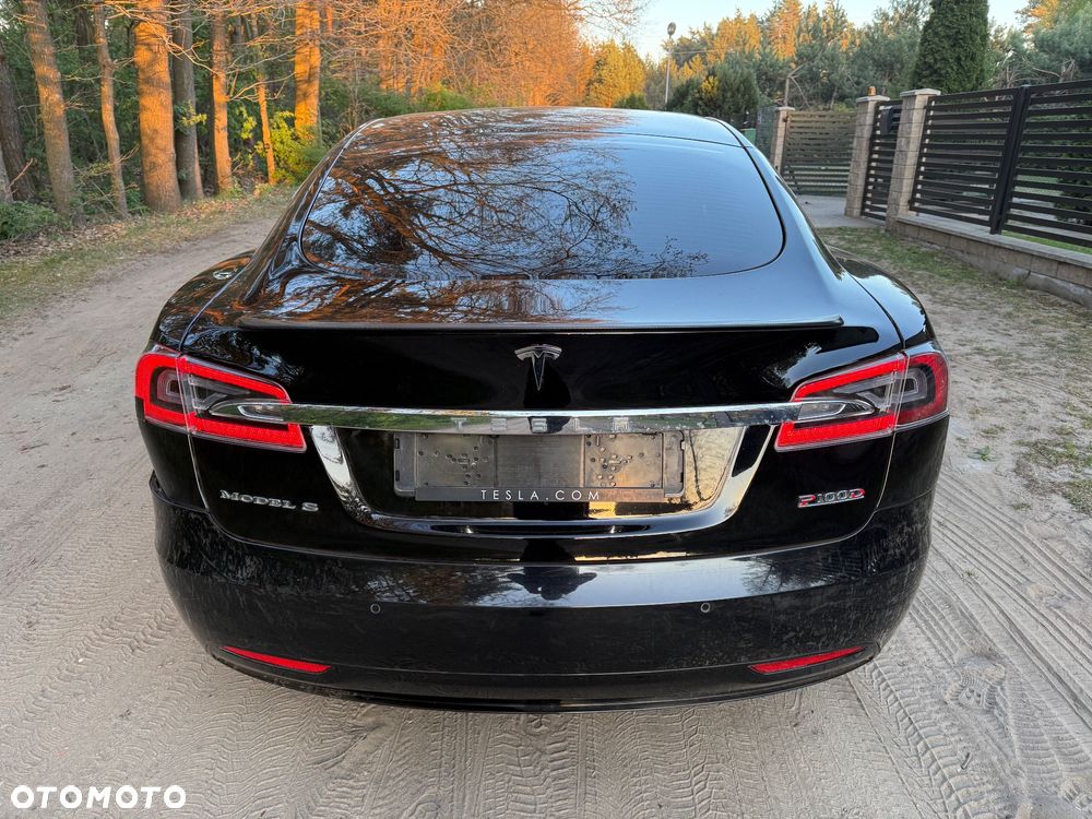 Tesla Model S Performance - 7