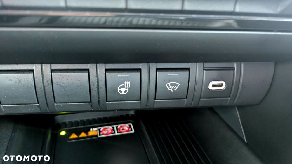 Toyota C-HR 2.0 PHEV Dynamic Force Executive - 20