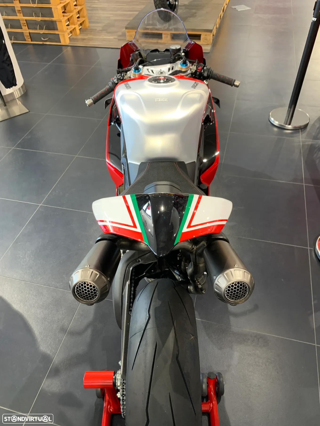 Ducati Panigale V4 SP2 30° Anniversario 916 (233/500) - 14