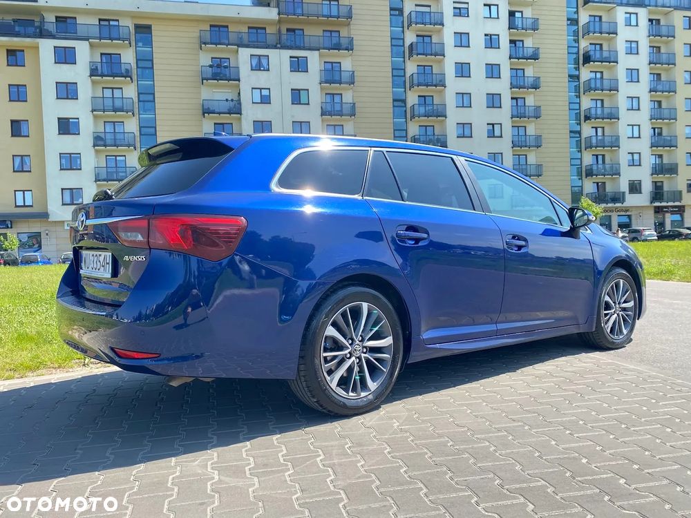 Toyota Avensis 2.0 D-4D Premium - 7