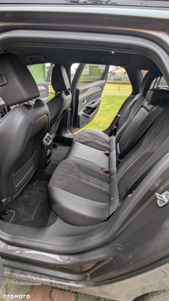 Peugeot 308 BlueHDi 130 EAT8 Stop & Start GT Pack - 29