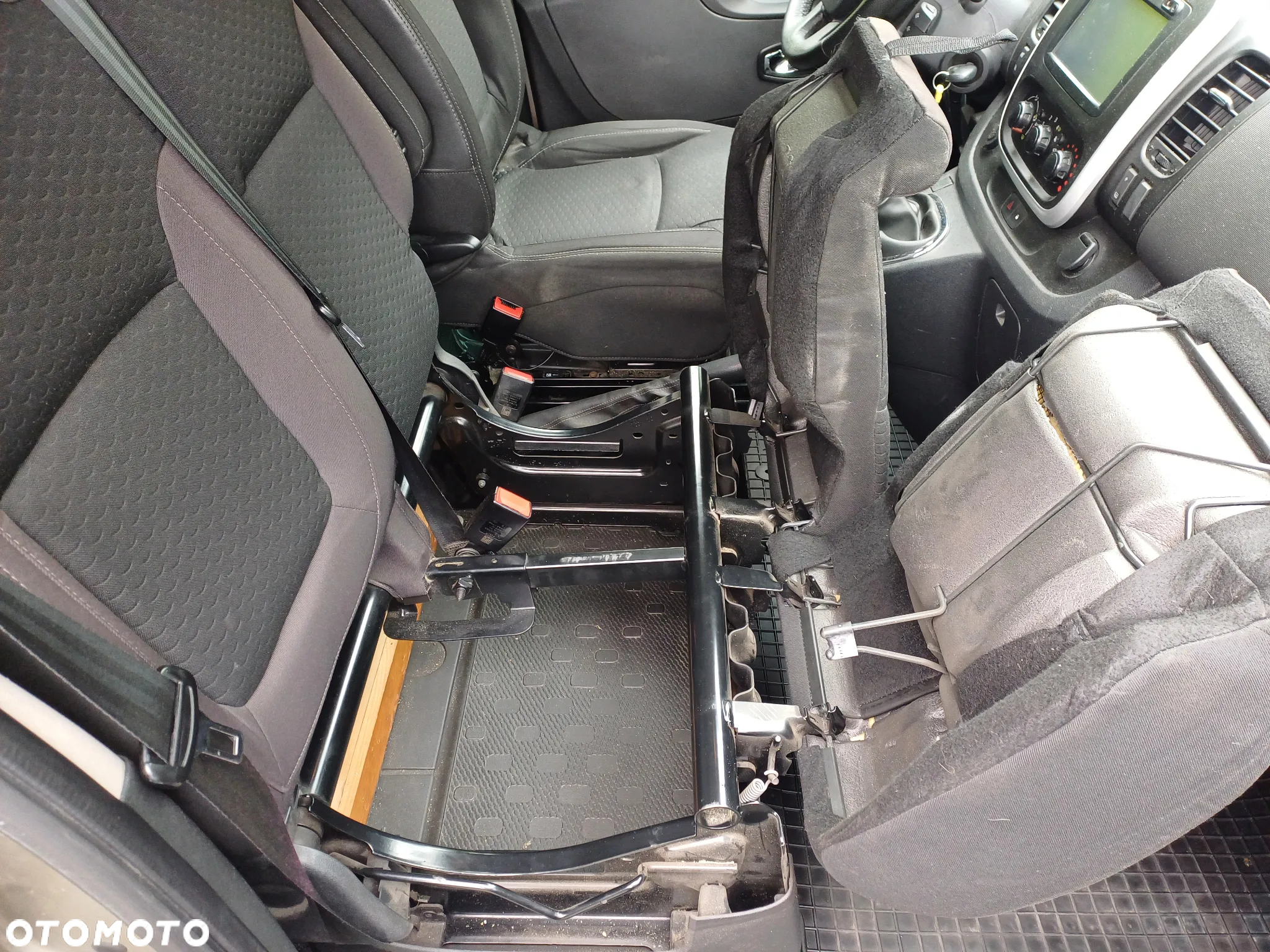 Opel Vivaro - 35