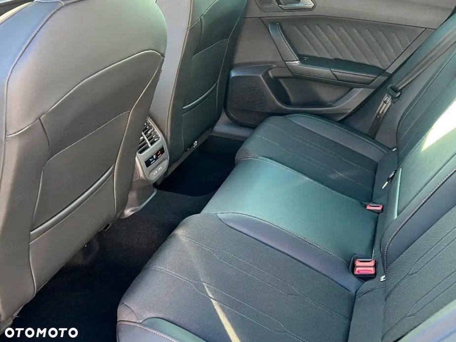 Cupra Formentor 1.5 eTSI mHEV DSG - 11