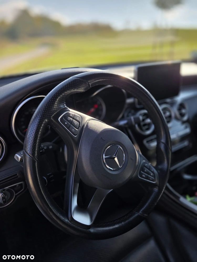 Mercedes-Benz GLC - 7