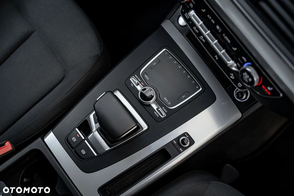 Audi Q5 2.0 TDI Quattro S tronic - 37