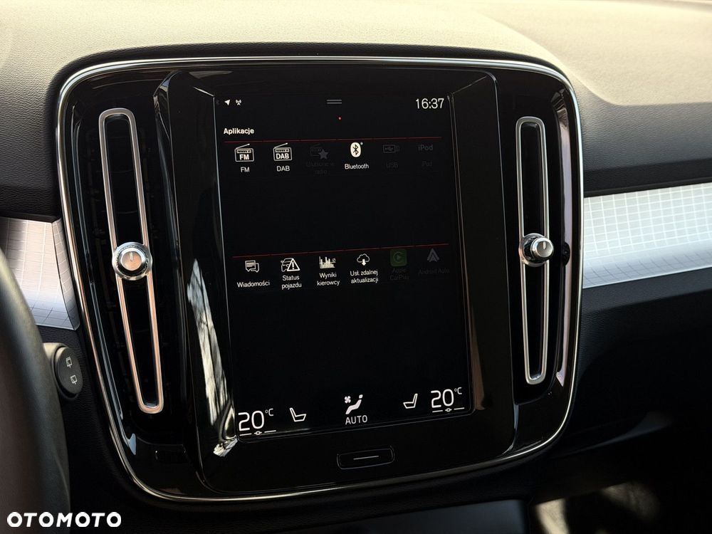 Volvo XC 40 - 28