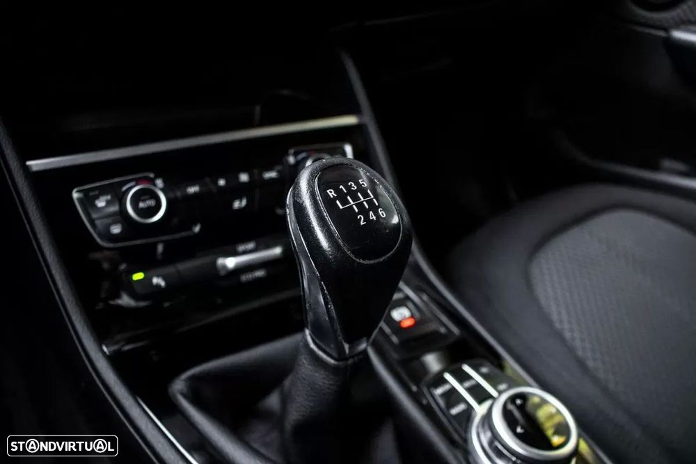BMW 216 Active Tourer d Advantage - 18