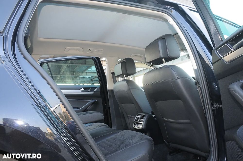 Volkswagen Passat 2.0 TDI Highline - 18