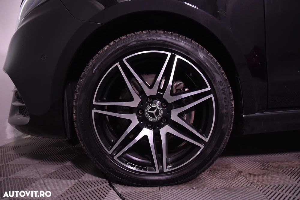 Mercedes-Benz V - 14