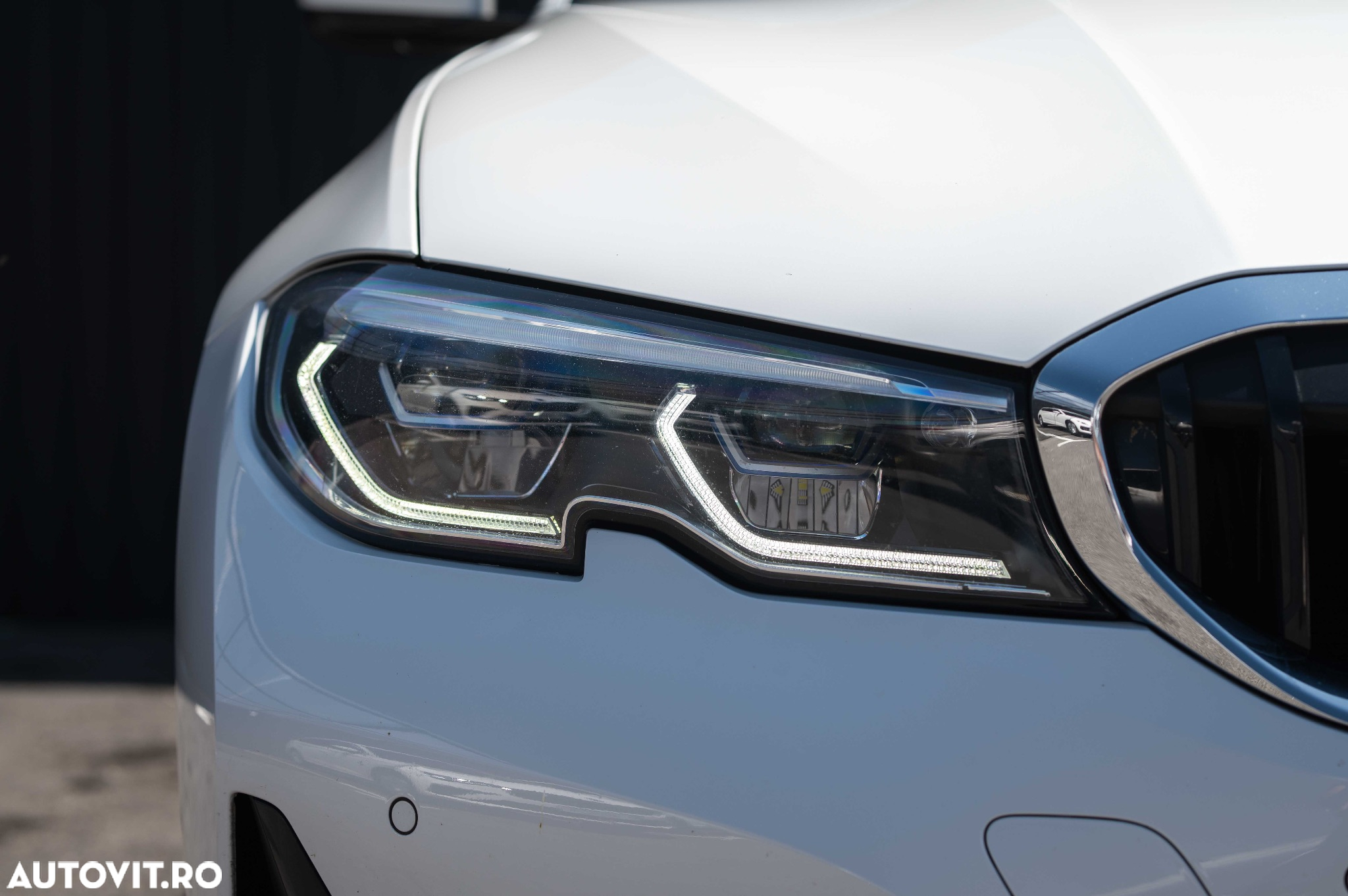 BMW Seria 3 330e xDrive AT PHEV - 11