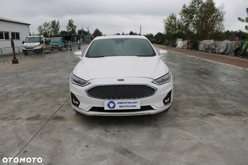 Ford Fusion 2.0 EcoBoost Titanium - 2