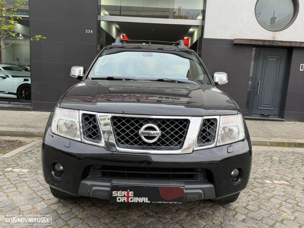 Nissan Navara 2.5 dCi CD LE Hi-Tech +P.Premium 4WD - 3