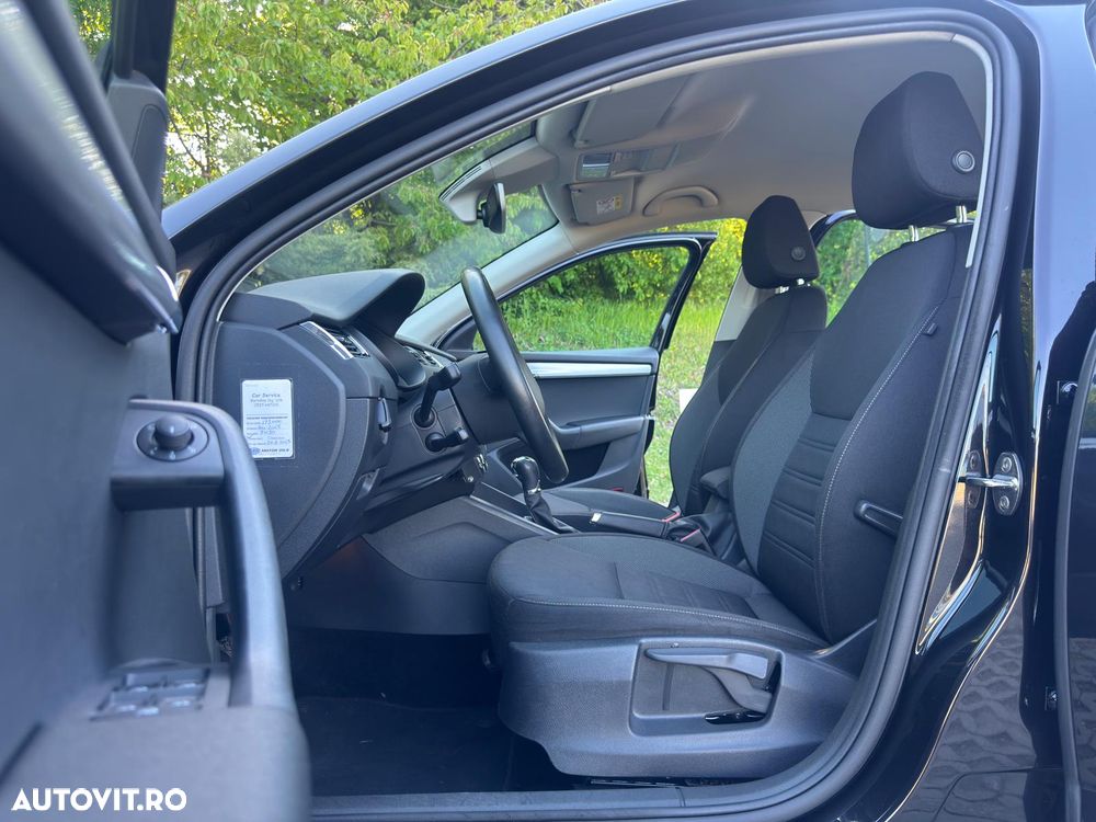Skoda Octavia 1.6 TDI DSG Style - 29