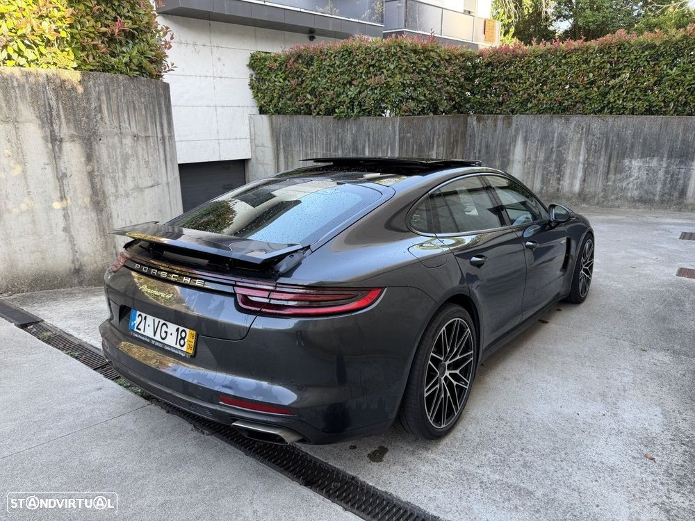 Porsche Panamera 4 E-Hybrid Platinum Edition - 6