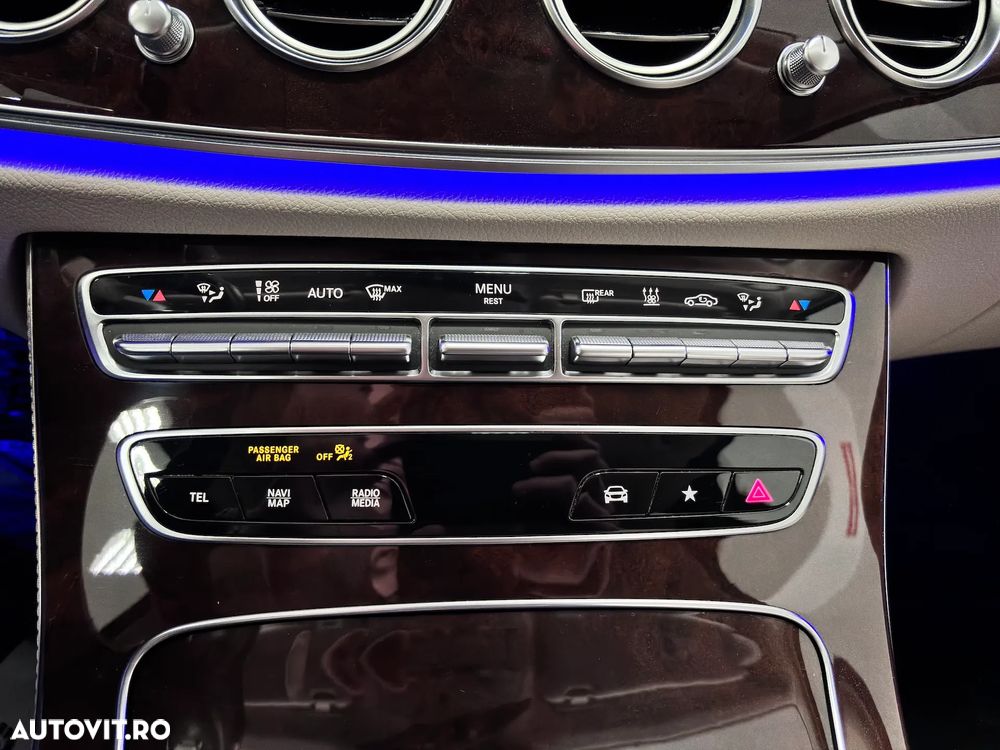 Mercedes-Benz E 300 de 4Matic 9G-TRONIC Avantgarde - 34