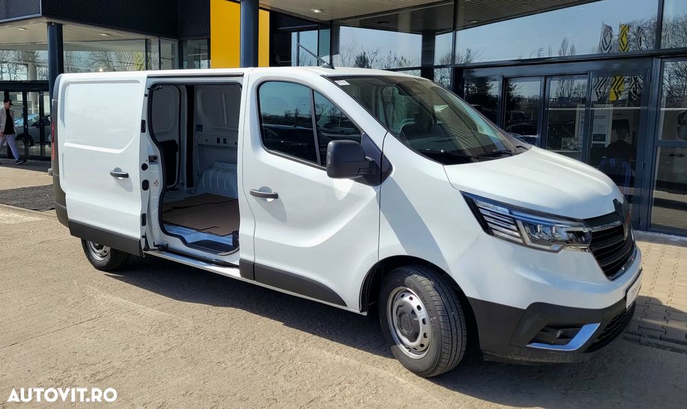 Renault Trafic Furgon - 23