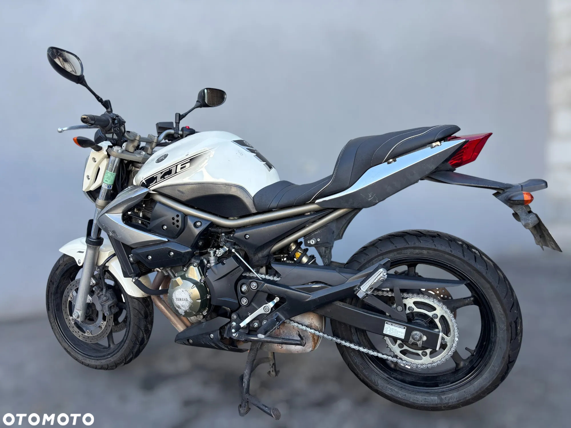 Yamaha XJ - 4
