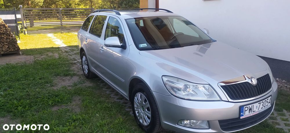Skoda Octavia 1.6 Ambition - 1