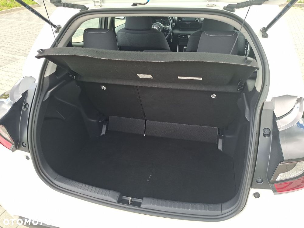 Toyota Yaris Hybrid 1.5 Comfort - 21
