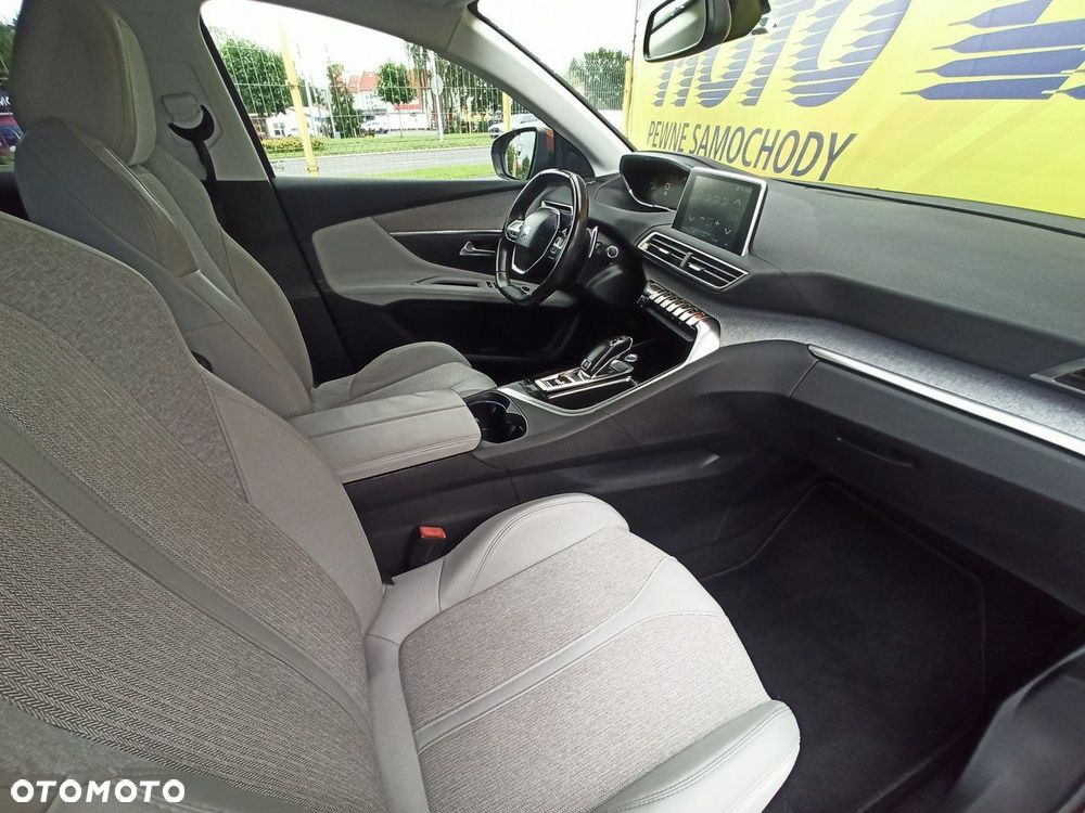 Peugeot 3008 1.2 PureTech GPF Allure S&S EAT8 - 12
