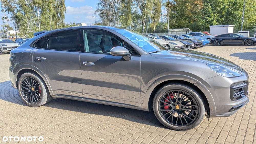 Porsche Cayenne GTS - 6
