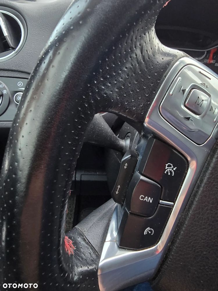 Ford S-Max - 16