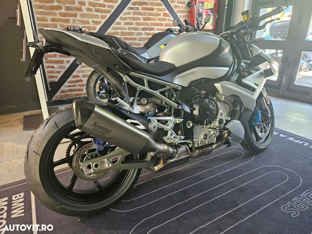 BMW M 1000 R - 2